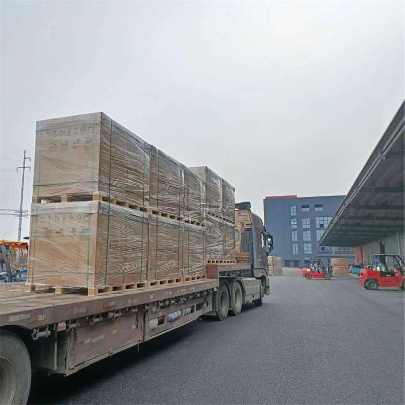 阿瓦提县：物流专线的高效货运之旅