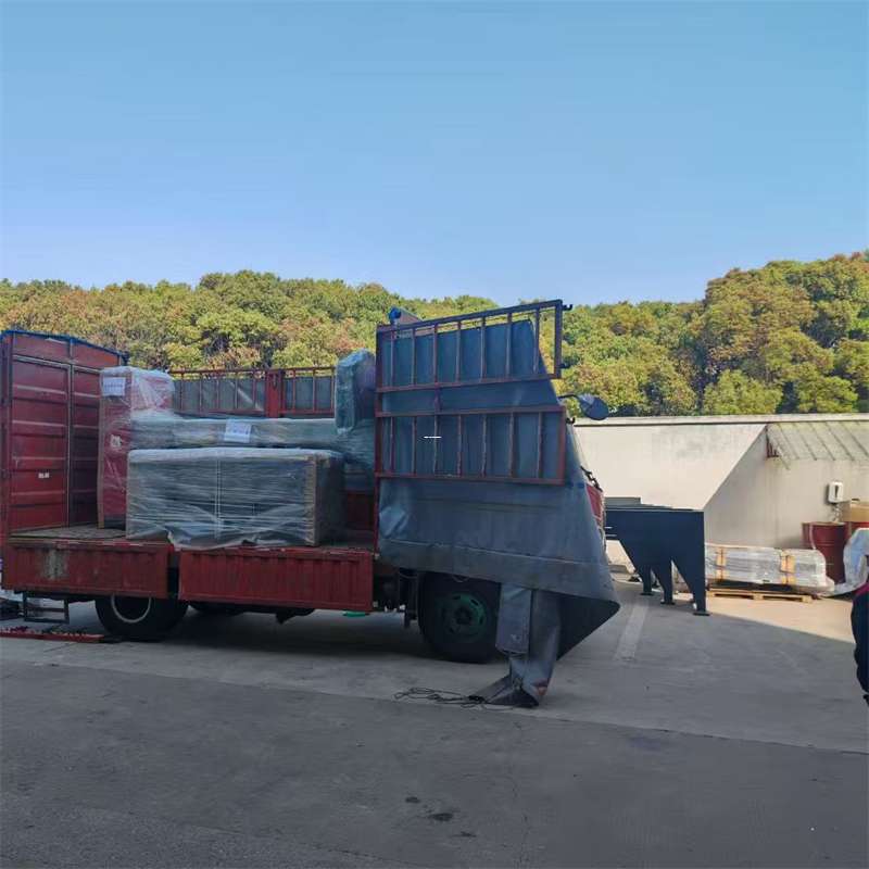 焉耆县：物流专线的高效货运之旅