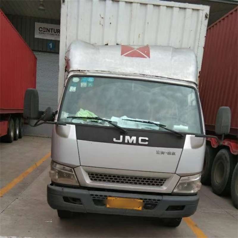 玛沁县：物流专线的高效货运之旅