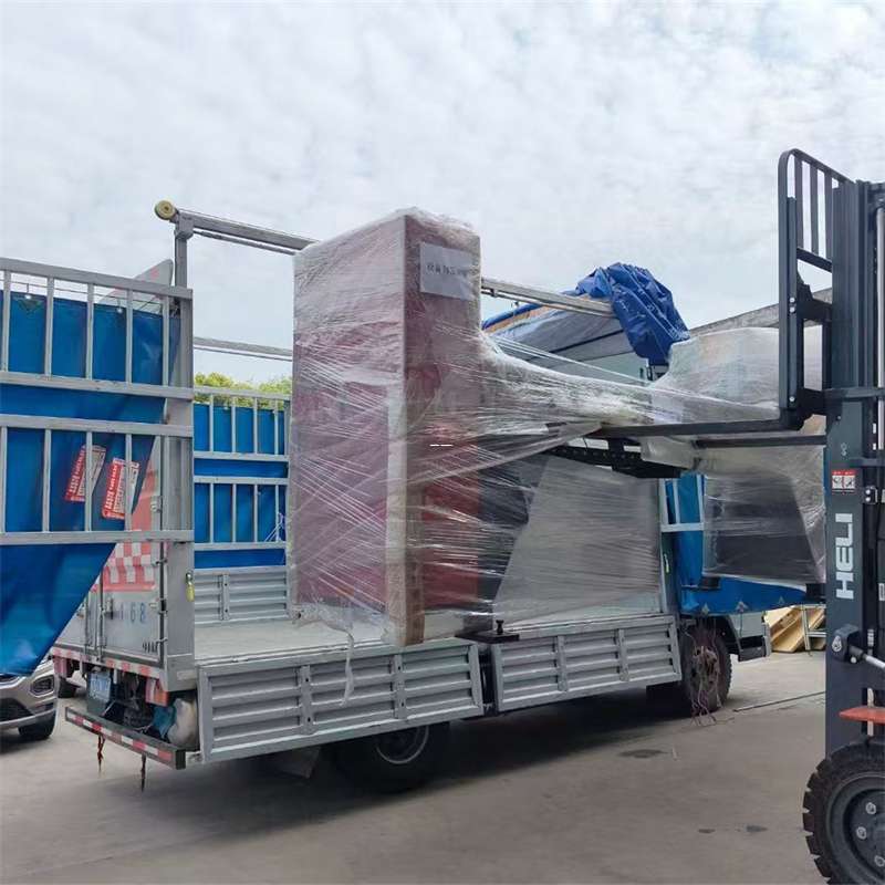 探索多元物流服务：从普货到冷链的运输之旅